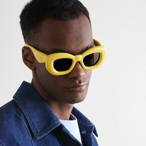 Loewe INFLATED Sunglasses – Yellow Frame with Grey Lenses | Model LW40117I 39A - Picture 9 of 13